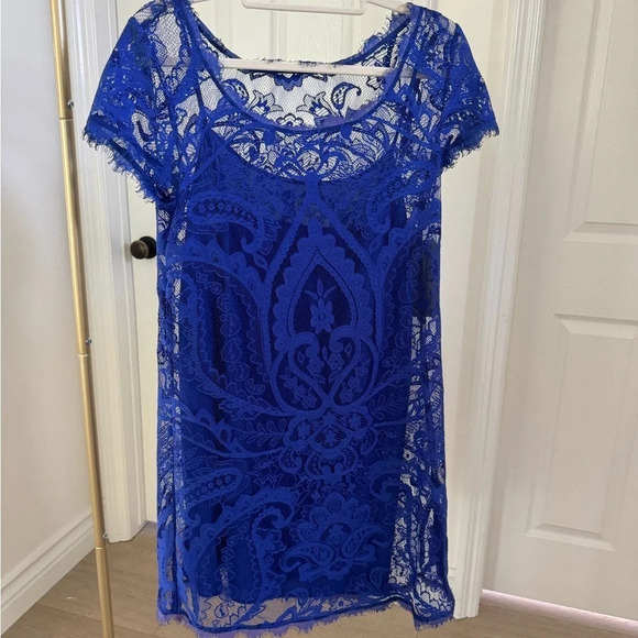 Nicole Miller cobalt blue lace dress with liner - Picture 4 of 7
